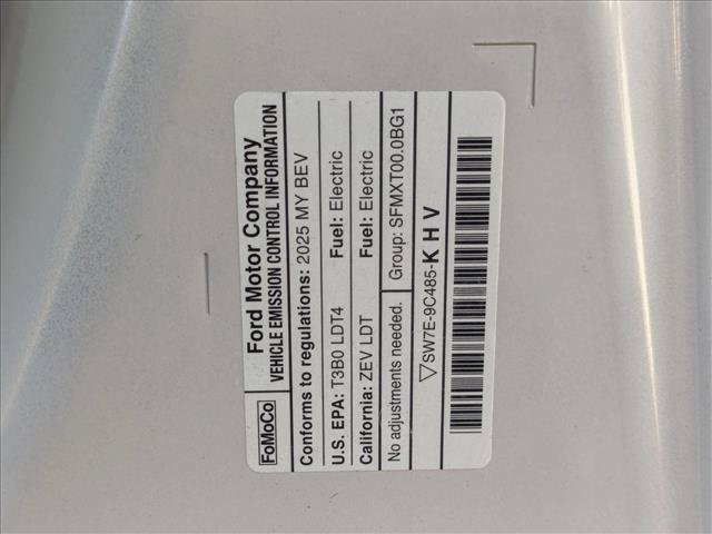 Certified 2025 Ford F150 Lightning XLT AWD/4WD image 26