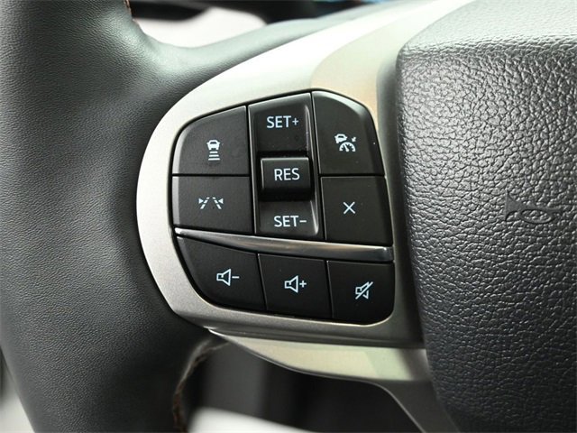 Certified 2025 Ford Explorer Active w/ Active Comfort Package image 28