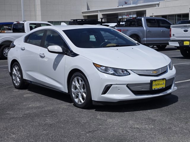 Used 2018 Chevrolet Volt Premier w/ Driver Confidence Package FWD image 3