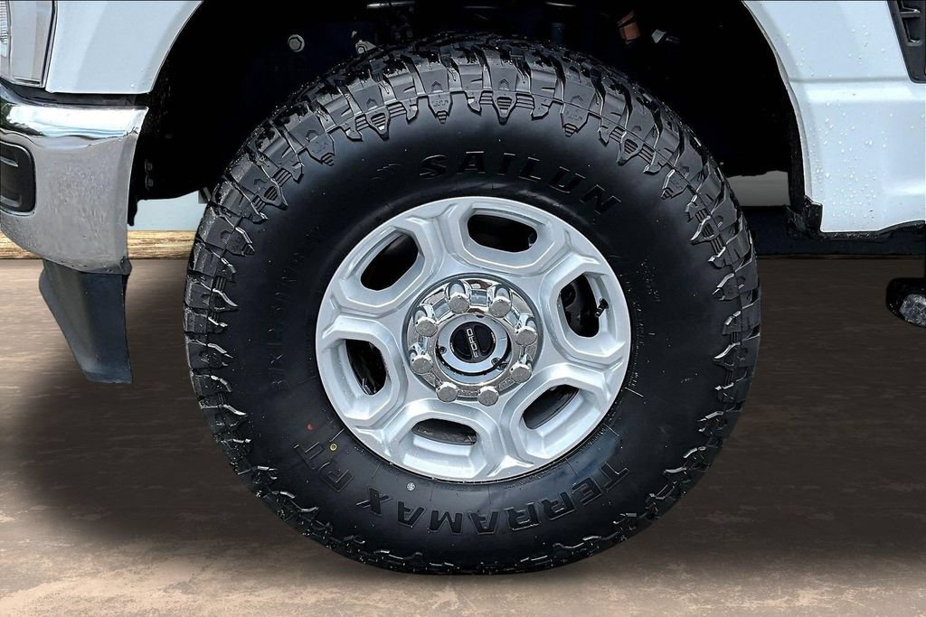 Certified 2025 Ford F250 XLT AWD/4WD image 35