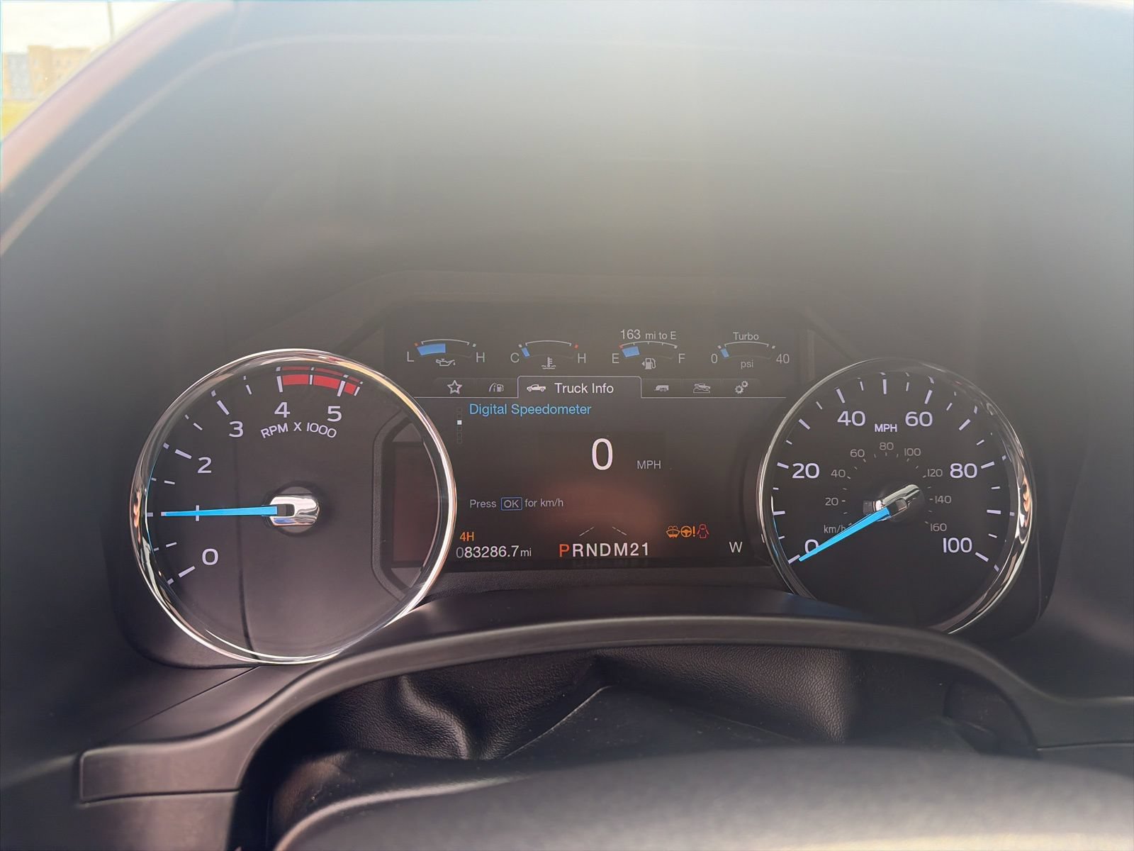 Certified 2019 Ford F250 Platinum w/ Platinum Ultimate Package AWD/4WD image 17