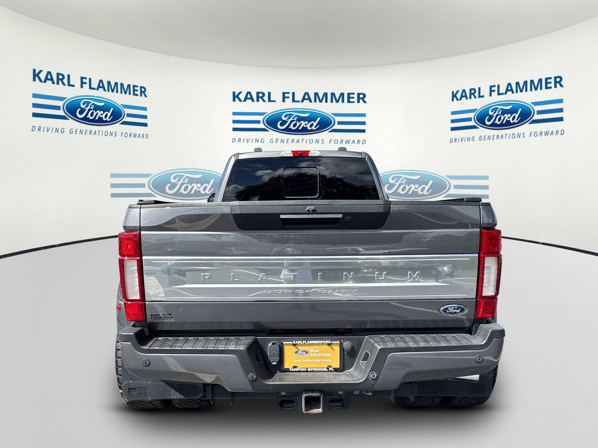 Certified 2022 Ford F450 Platinum w/ FX4 Off-Road Package AWD/4WD image 4
