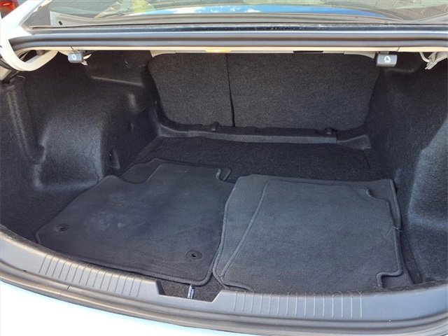 Used 2024 Chevrolet Malibu LT w/ Sport Edition image 24