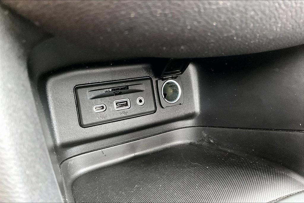 Used 2024 Chevrolet Equinox RS w/ RS Leather Package AWD/4WD image 27