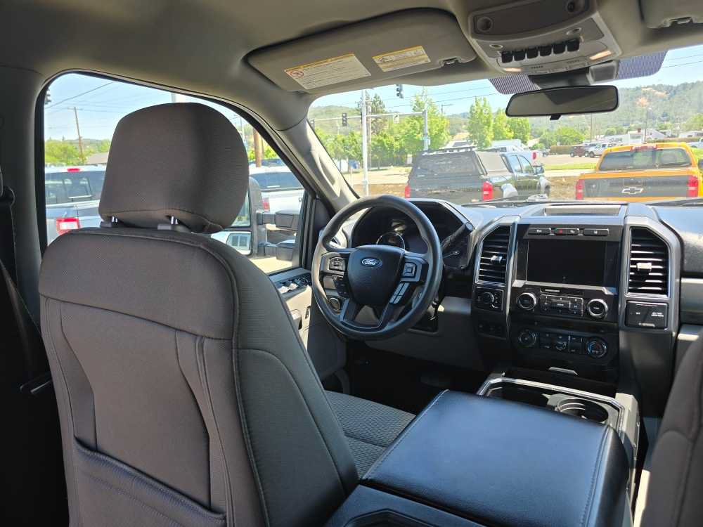 Certified 2020 Ford F350 XLT w/ Tremor Off-Road Package AWD/4WD image 10