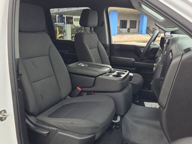 Used 2022 Chevrolet Silverado 2500 Custom w/ Gooseneck/5TH Wheel Package AWD/4WD image 17