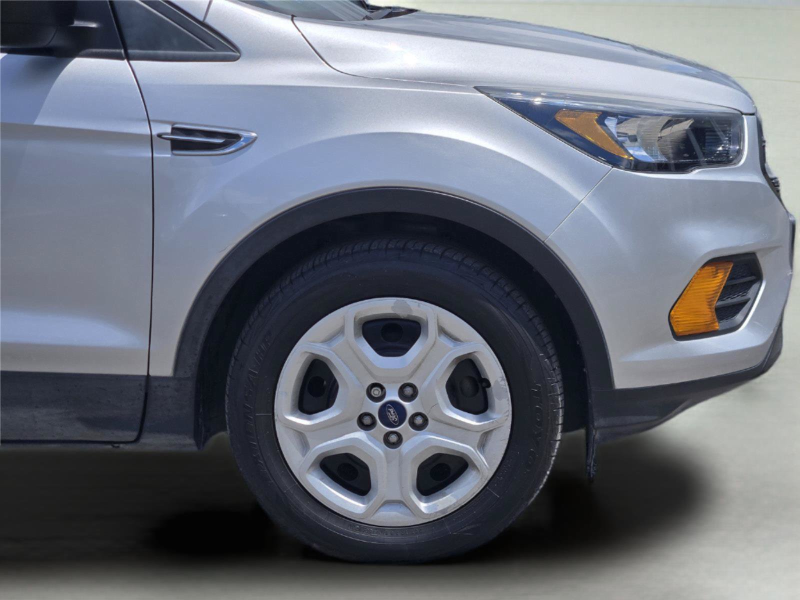 Certified 2019 Ford Escape S FWD image 8