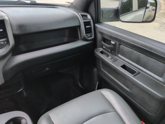 Used 2022 RAM 2500 Tradesman w/ Chrome Appearance Group AWD/4WD image 19