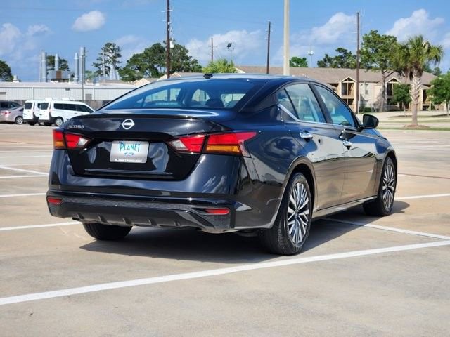 Used 2025 Nissan Altima 2.5 SV FWD image 5