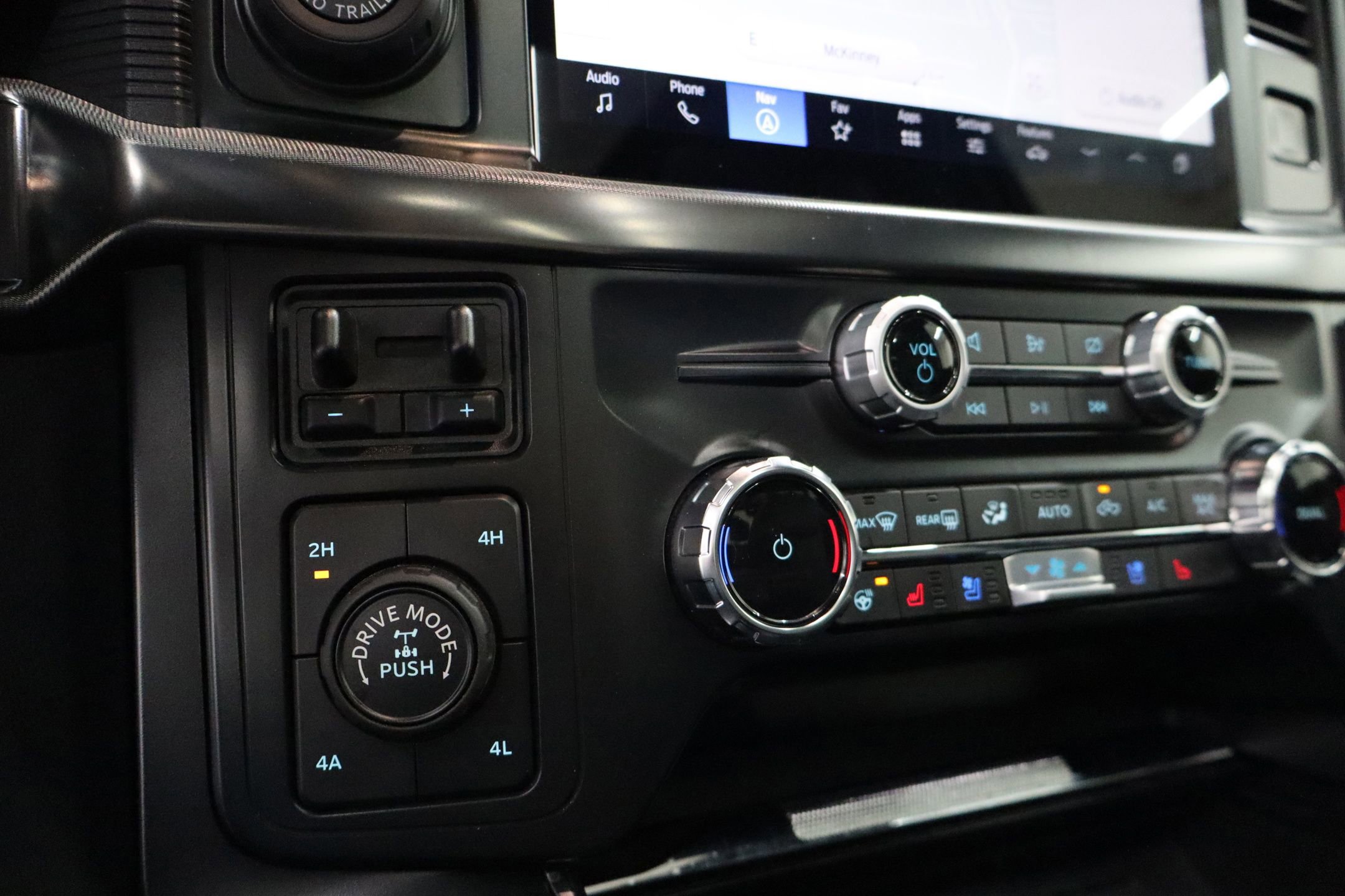 Certified 2024 Ford F150 Raptor image 25