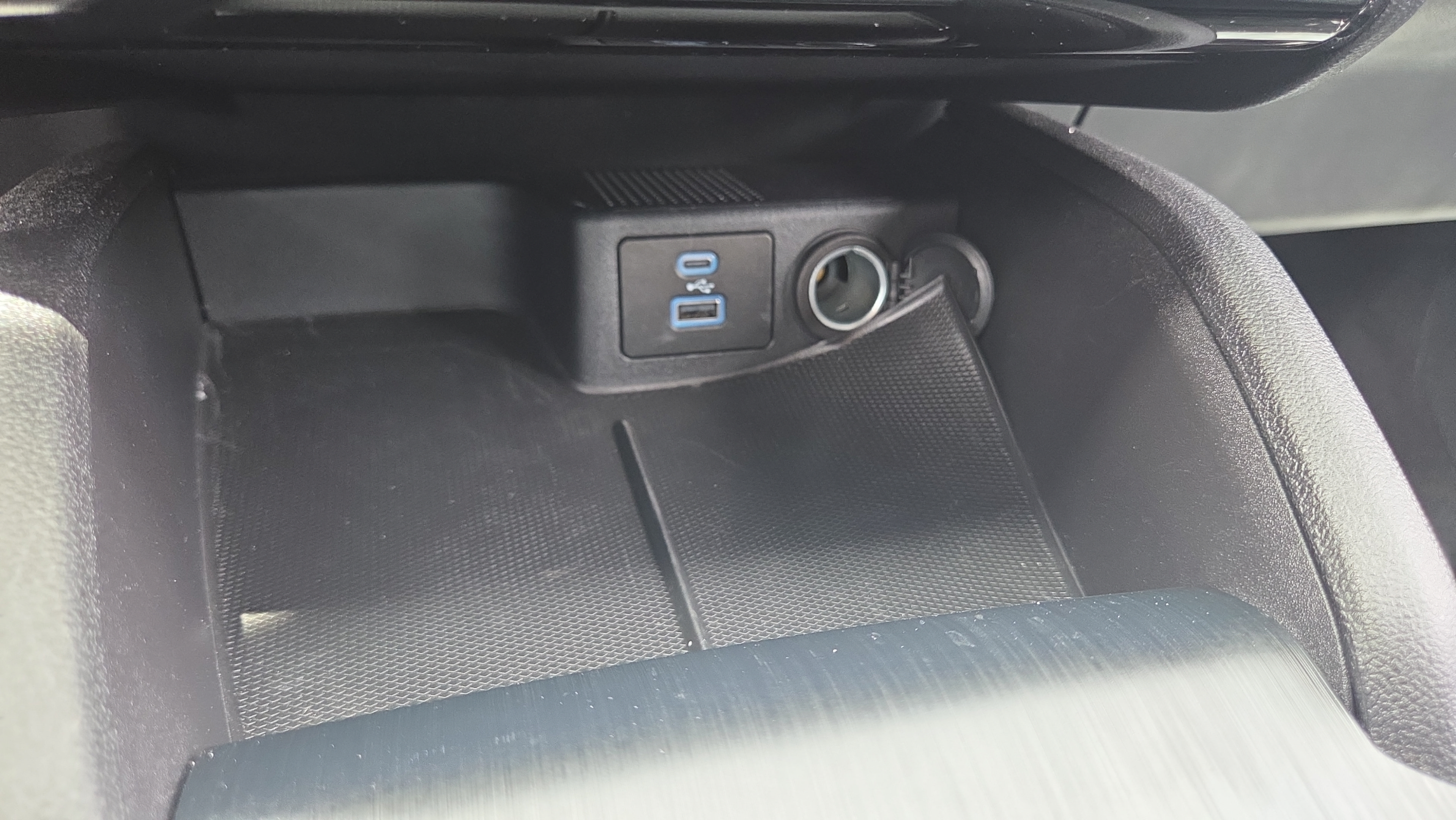 Certified 2023 Ford Escape ST-Line w/ Tech Pack #1 FWD image 31