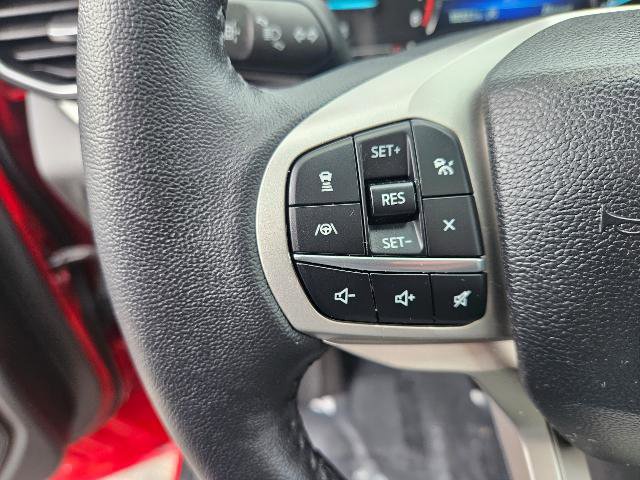 Certified 2024 Ford Explorer XLT w/ Equipment Group 202A image 18