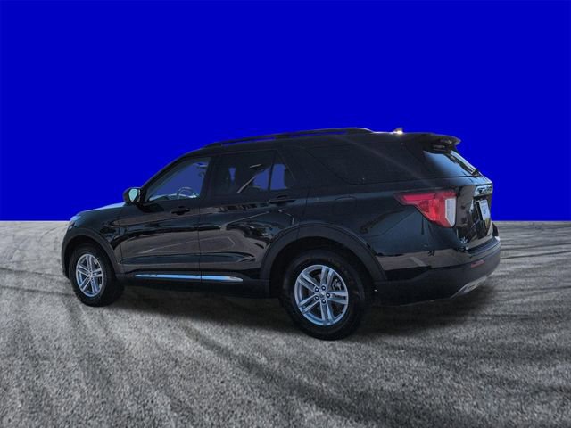 Certified 2024 Ford Explorer XLT w/ Equipment Group 202A image 3