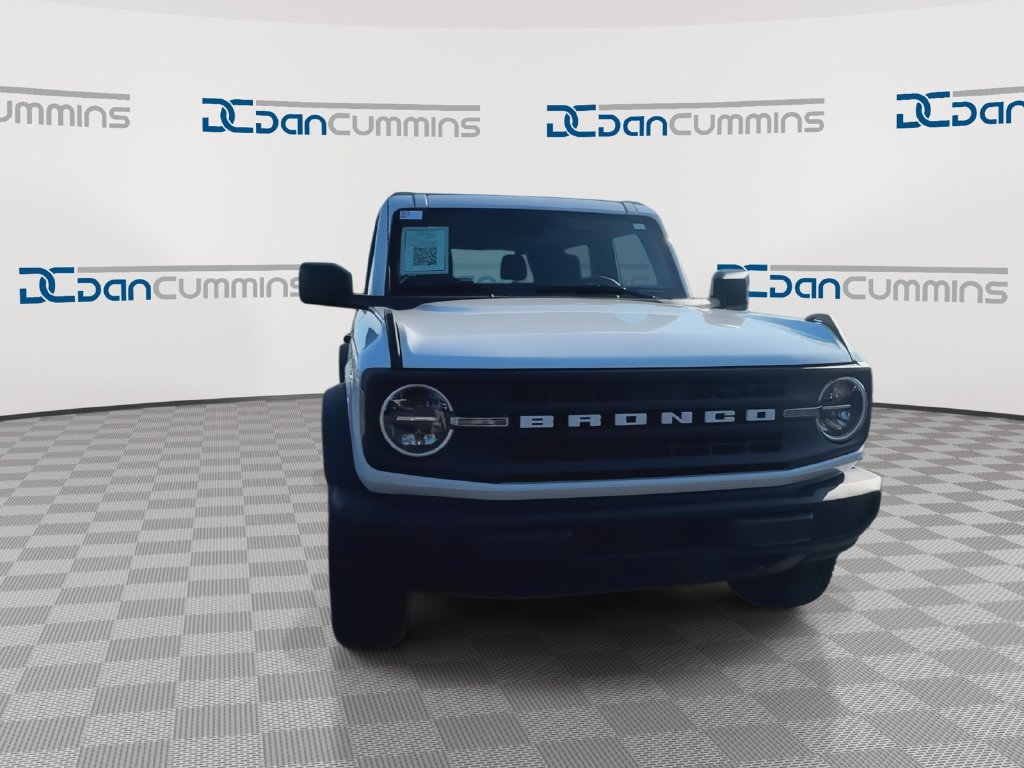 Certified 2025 Ford Bronco 2-Door AWD/4WD image 3
