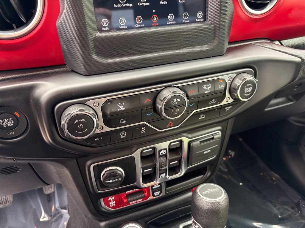 Used 2021 Jeep Gladiator Rubicon AWD/4WD image 19