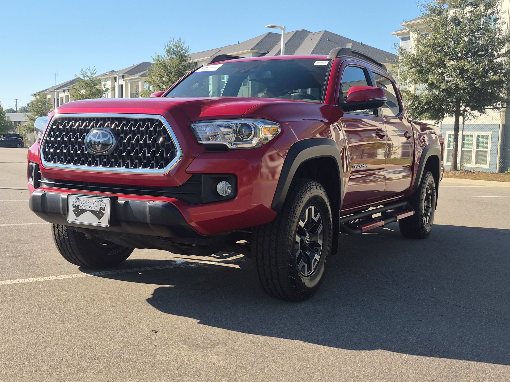 Used 2018 Toyota Tacoma TRD Off-Road w/ Technology Package AWD/4WD image 8