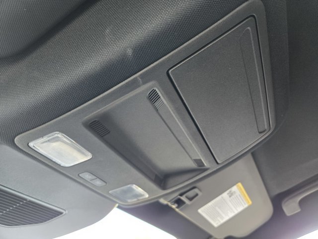 Certified 2025 Ford Escape ST-Line FWD image 15