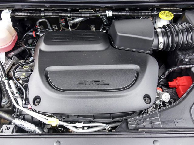 Used 2024 Chrysler Pacifica Pinnacle AWD/4WD image 38