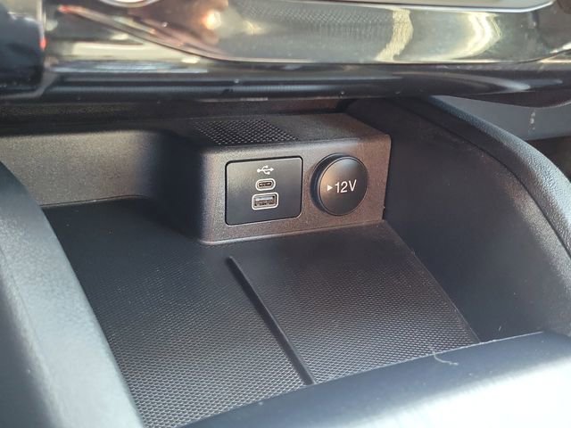 Certified 2024 Ford Escape SE FWD image 11