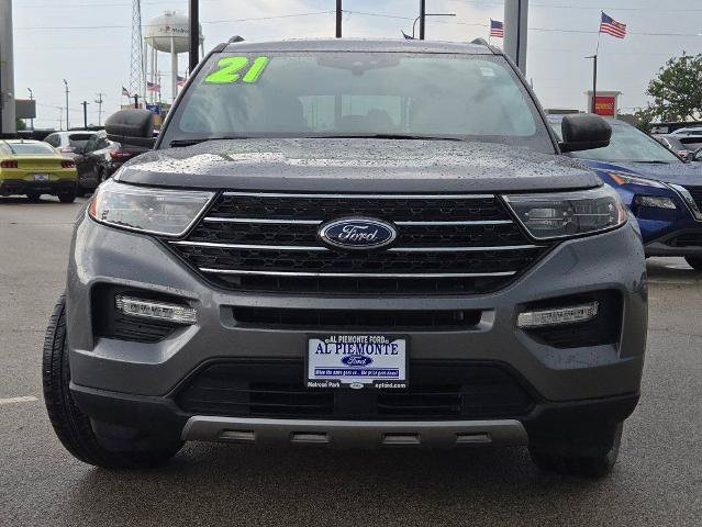 Certified 2021 Ford Explorer XLT w/ Equipment Group 202A AWD/4WD image 2