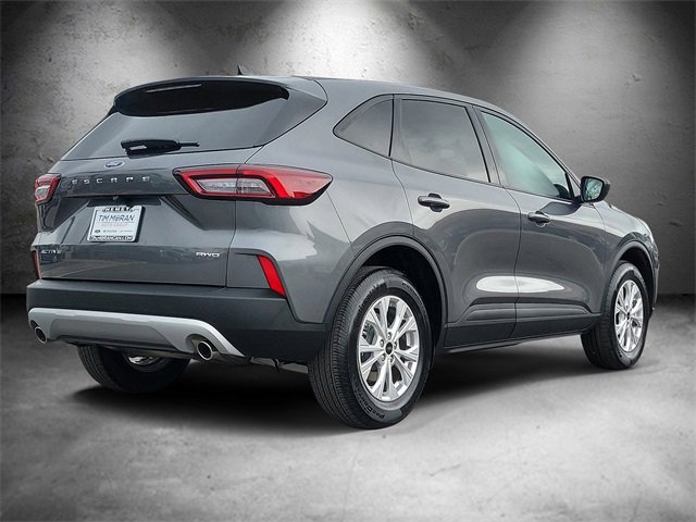 Certified 2025 Ford Escape Active image 3