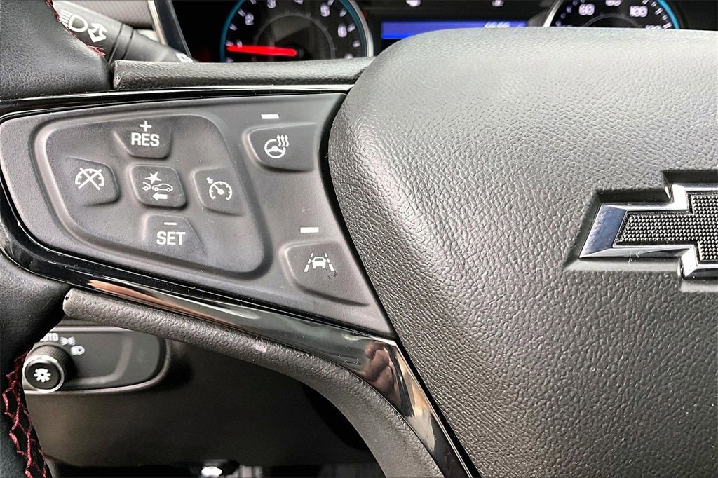 Used 2023 Chevrolet Equinox RS w/ RS Leather Package image 18