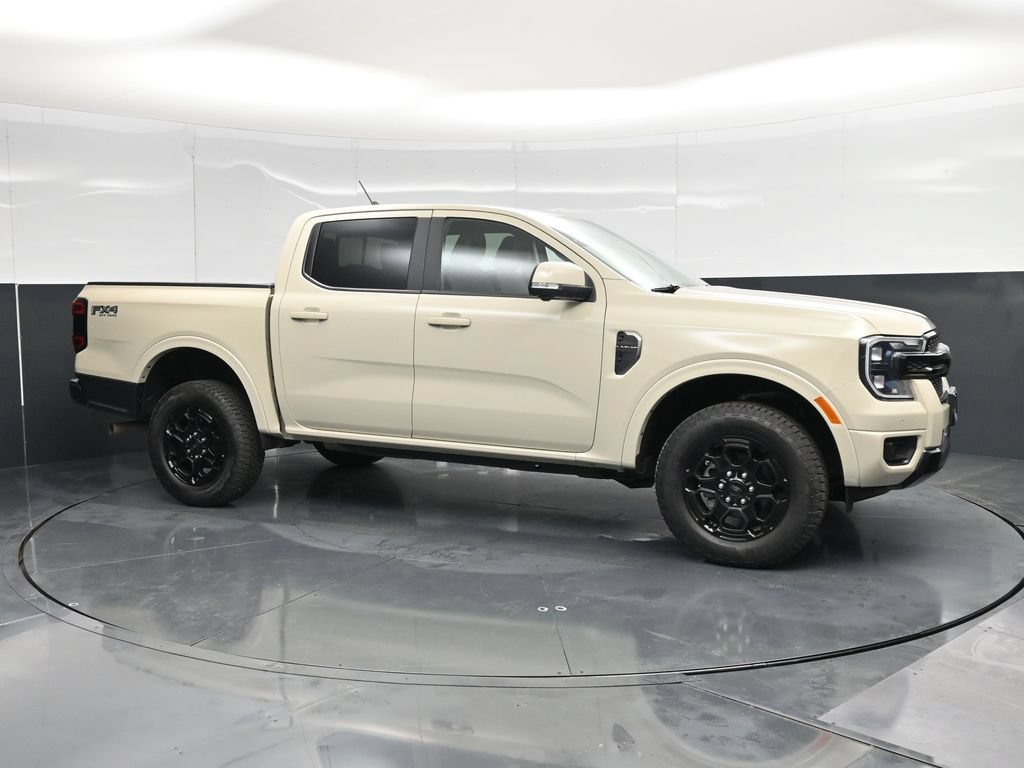 Certified 2025 Ford Ranger Lariat w/ FX4 Off-Road Package AWD/4WD image 3