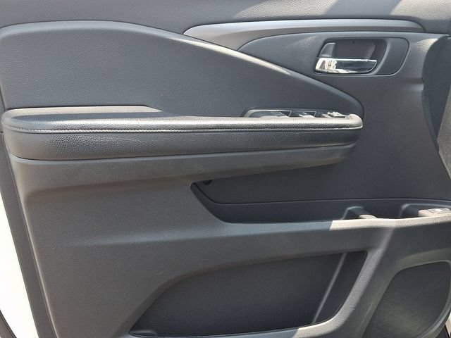 Used 2019 Honda Ridgeline Sport image 12