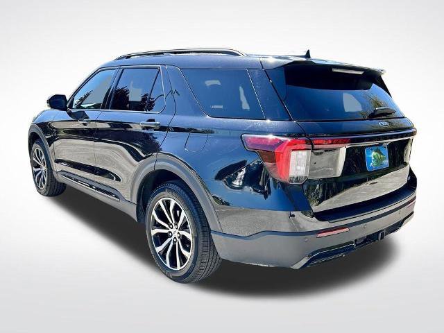 Certified 2025 Ford Explorer ST-Line image 5