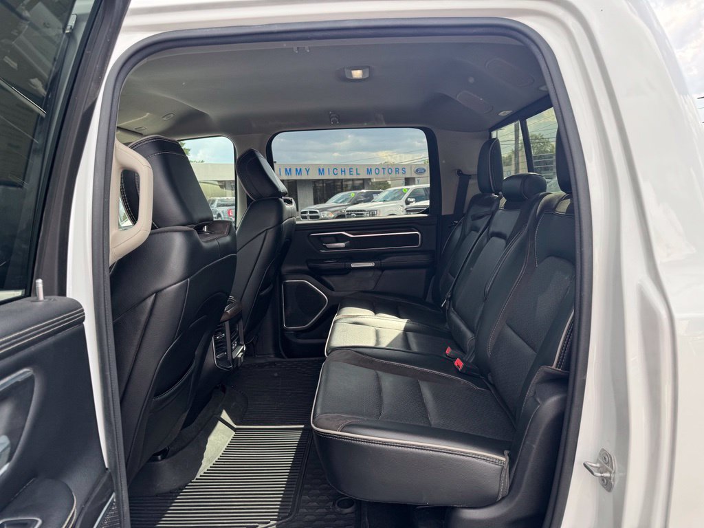Used 2022 RAM 1500 Laramie AWD/4WD image 19