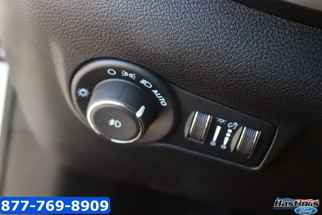 Used 2022 Jeep Compass Latitude w/ Sun and Sound Group FWD image 25
