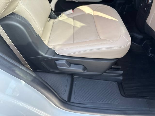 Certified 2023 Ford Explorer XLT w/ Equipment Group 202A RWD image 24