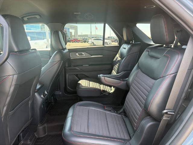 Certified 2025 Ford Explorer ST-Line w/ Premium Package RWD image 26