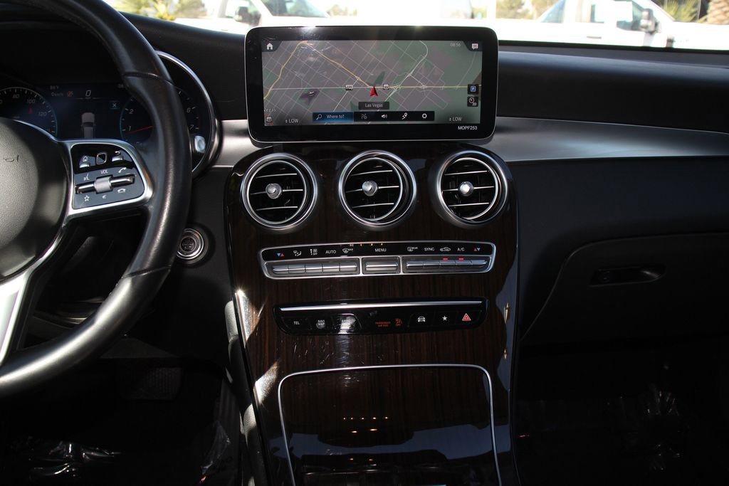 Used 2021 Mercedes-Benz GLC 300 image 18