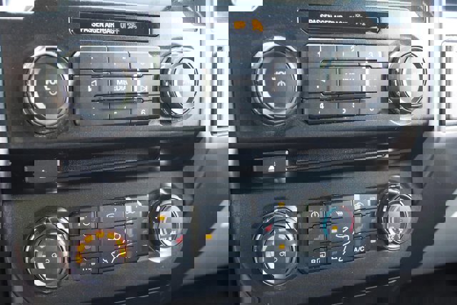 Certified 2017 Ford F250 XLT w/ XLT Premium Package image 25