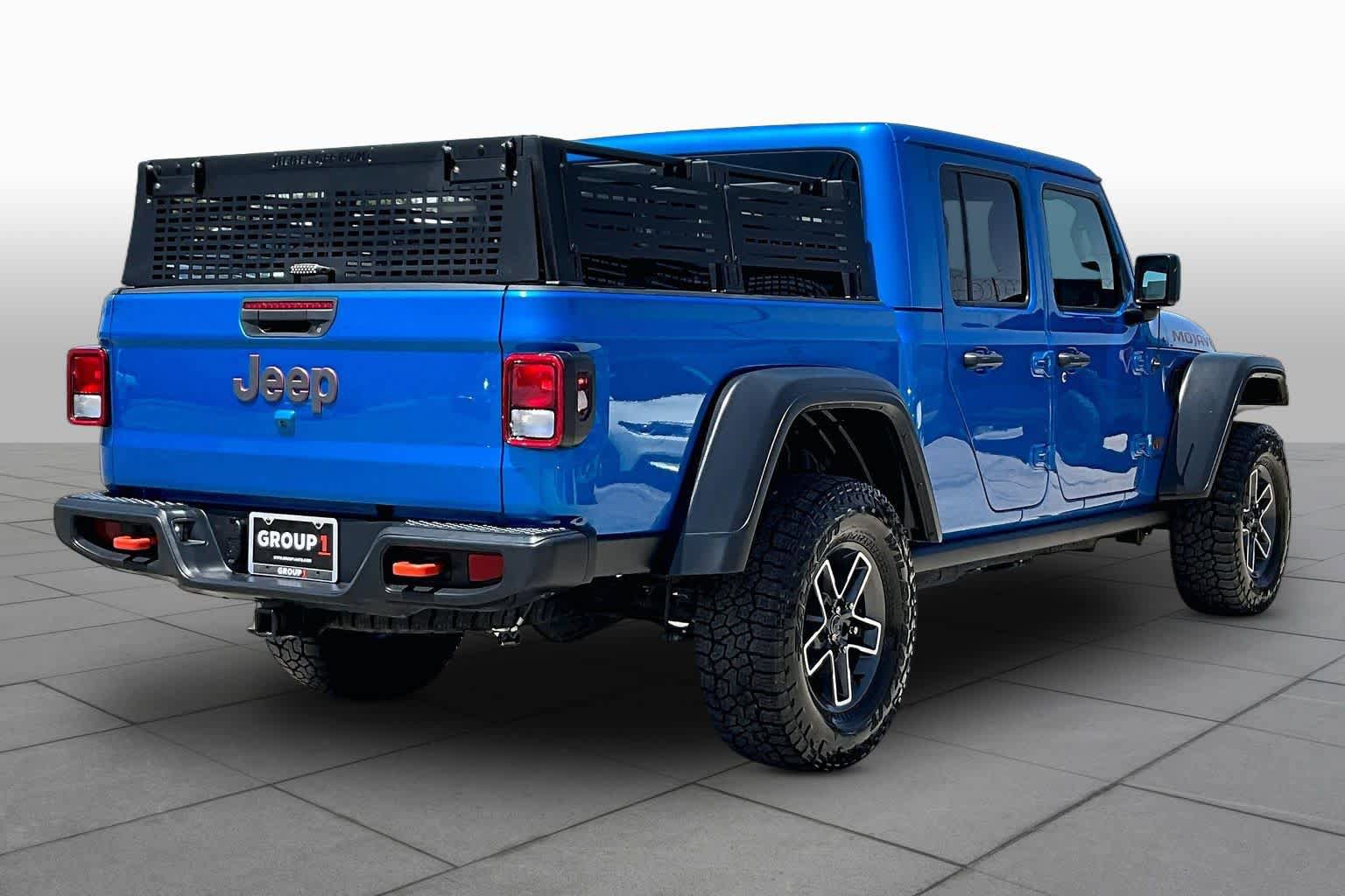 Used 2023 Jeep Gladiator Mojave w/ Cold Weather Group AWD/4WD image 11