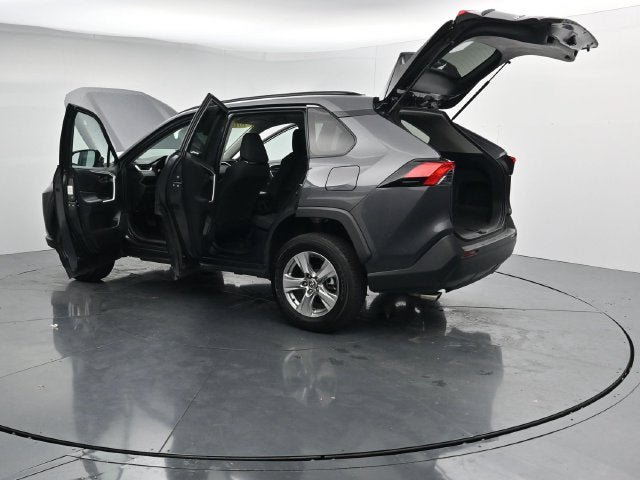 Used 2025 Toyota RAV4 LE AWD/4WD image 43
