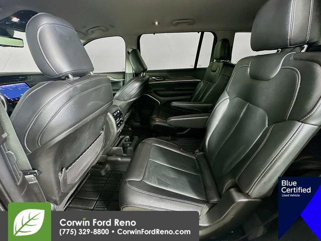 Used 2023 Jeep Grand Cherokee L Limited w/ Luxury Tech Group II AWD/4WD image 29