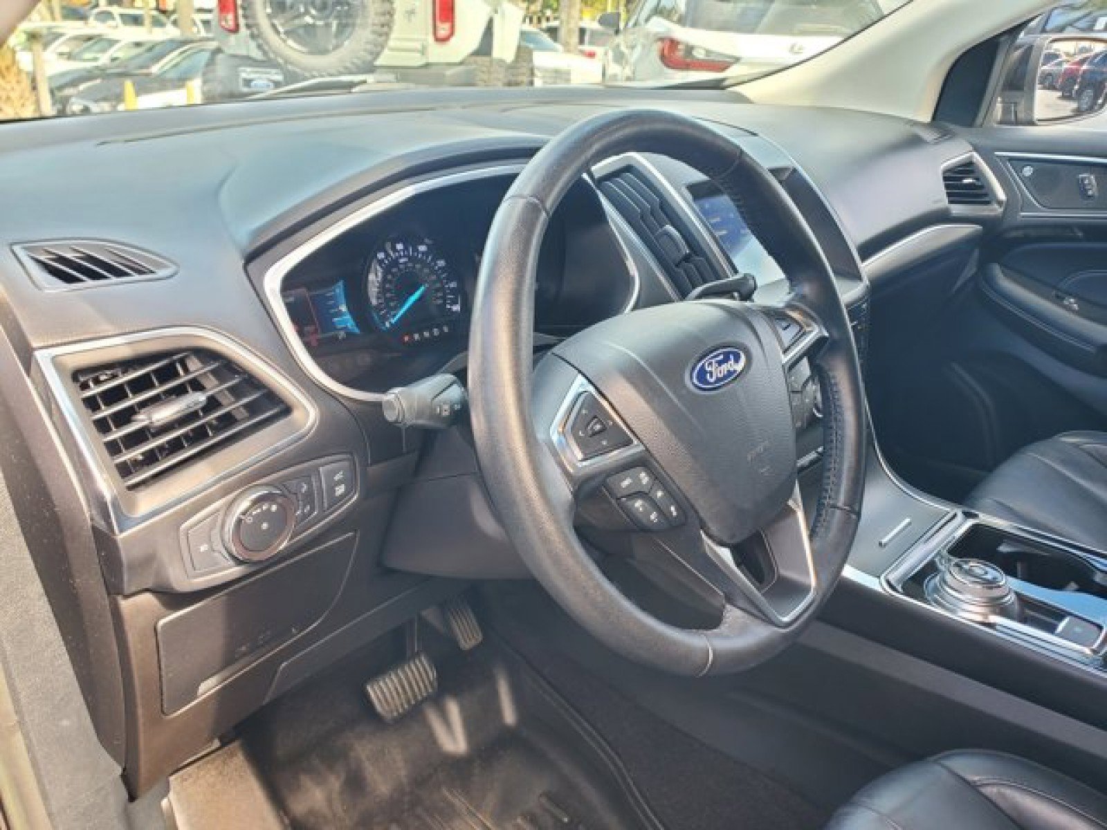 Certified 2019 Ford Edge Titanium image 10