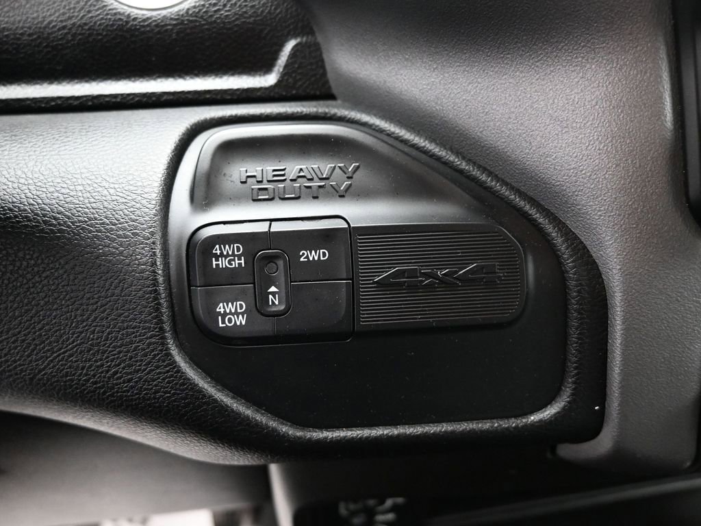 Used 2024 RAM 3500 Big Horn image 16