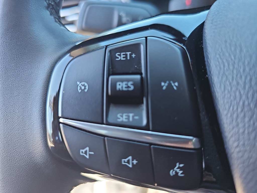 Certified 2024 Ford Escape Active w/ Cold Weather Package FWD image 17