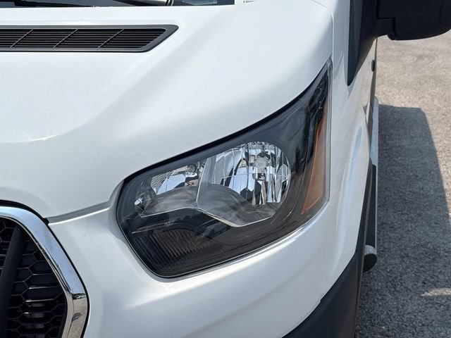 Certified 2025 Ford Transit 250 Low Roof w/ Exterior Upgrade Package RWD image 10