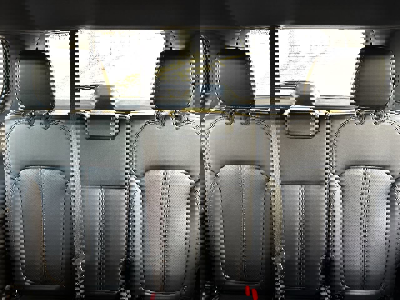 Used 2024 Jeep Wagoneer 2WD image 24