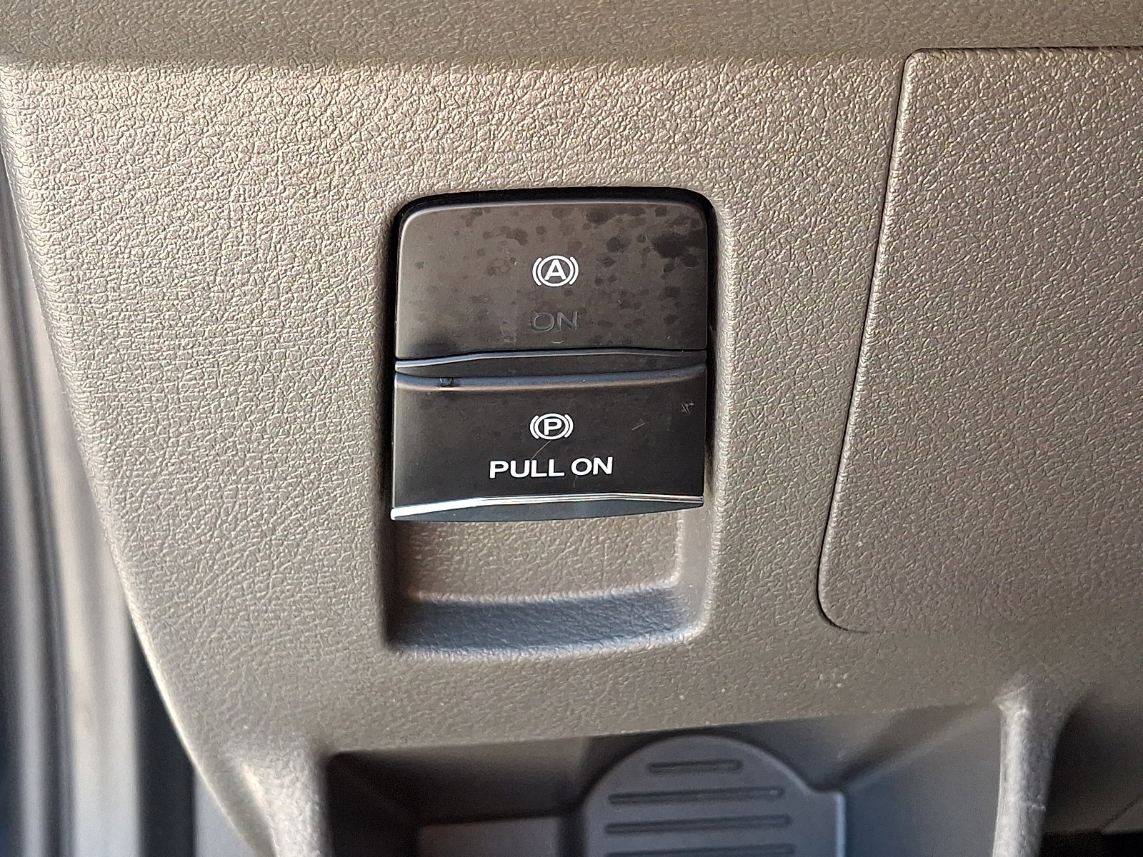 Certified 2023 Ford Transit 250 Low Roof AWD image 27