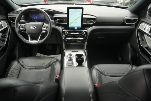 Certified 2022 Ford Explorer ST w/ Equipment Group 401A image 23