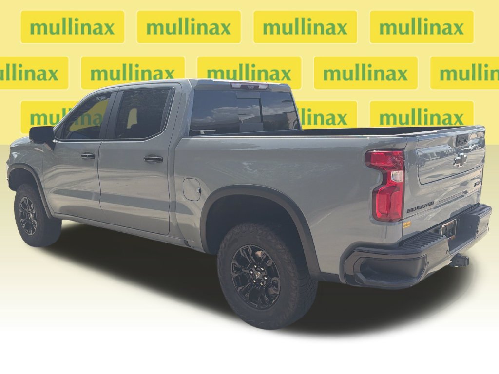 Used 2024 Chevrolet Silverado 1500 ZR2 w/ Technology Package AWD/4WD image 10