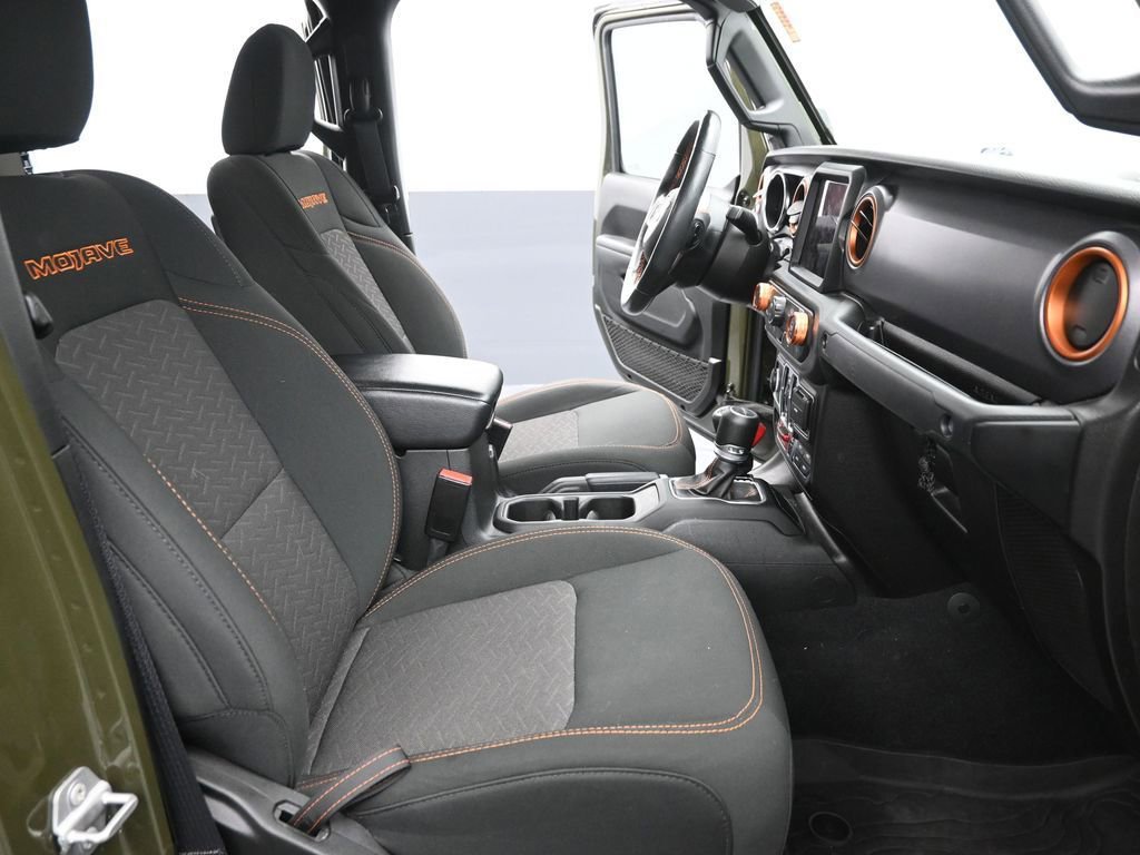 Used 2022 Jeep Gladiator Mojave w/ Cold Weather Group image 27
