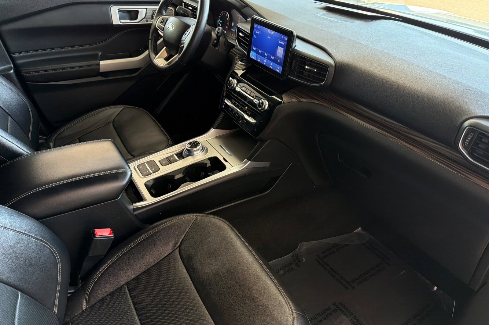 Certified 2023 Ford Explorer Limited RWD image 16