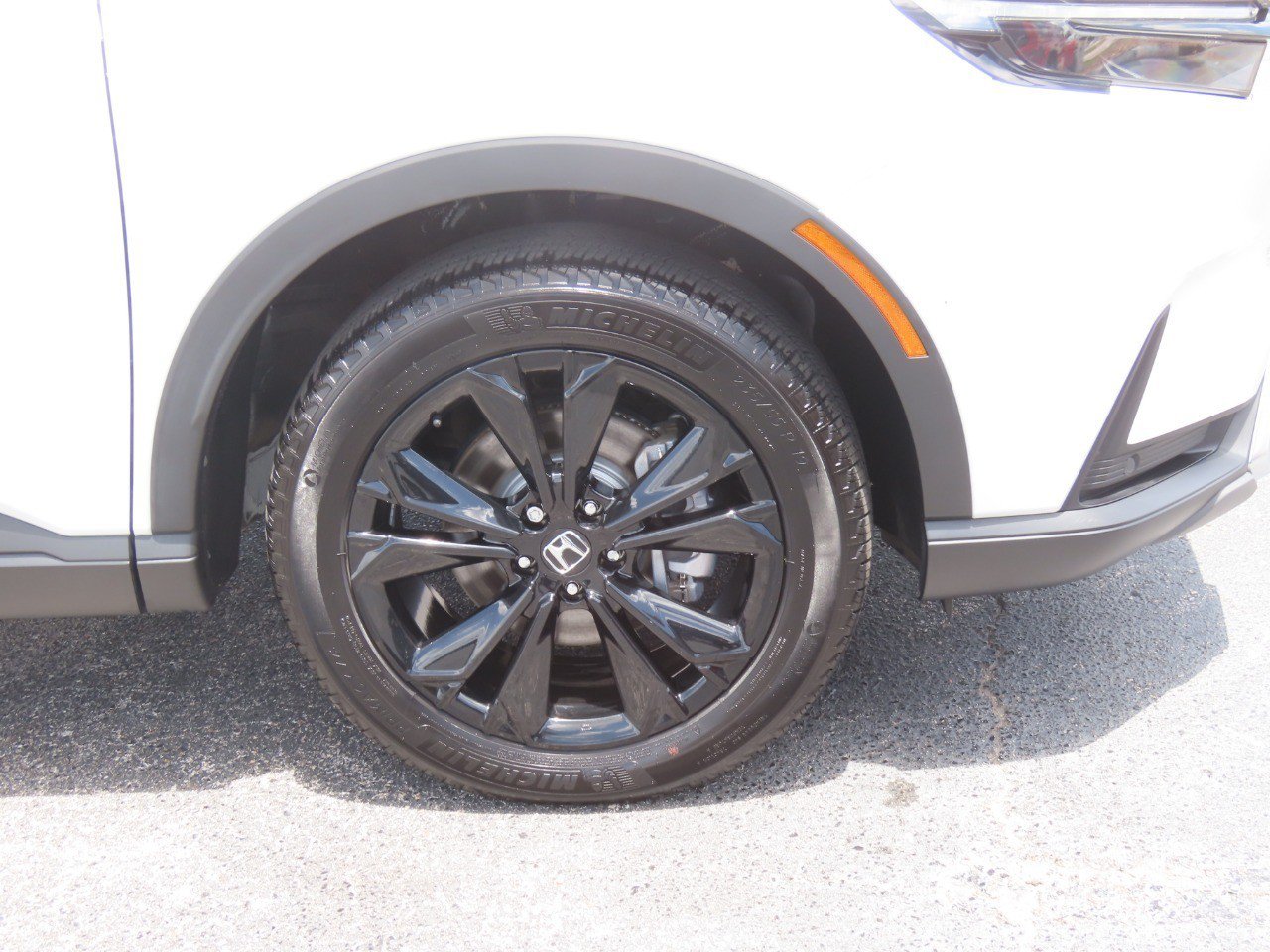 Used 2025 Honda CR-V Sport Touring image 9