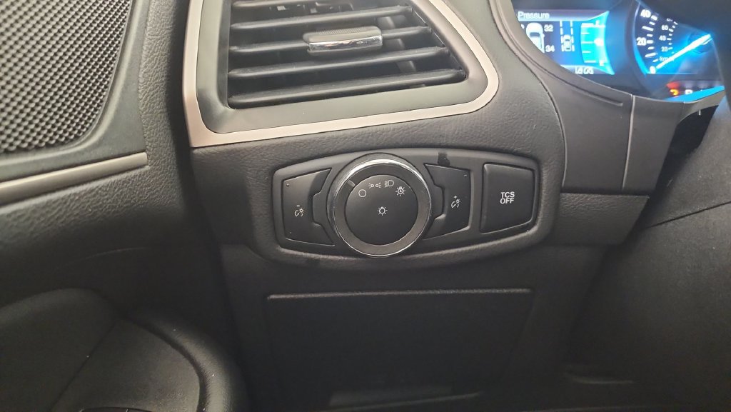 Certified 2024 Ford Edge SEL AWD/4WD image 22